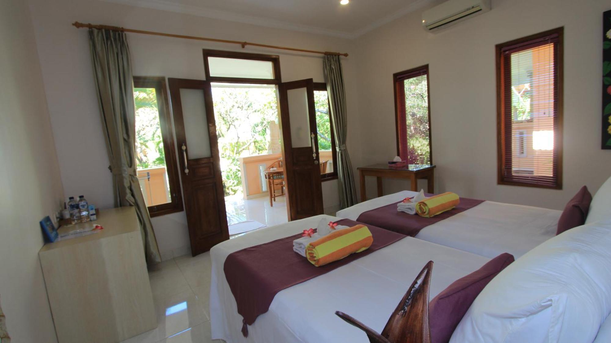 Poinciana Resort Tejakula Extérieur photo