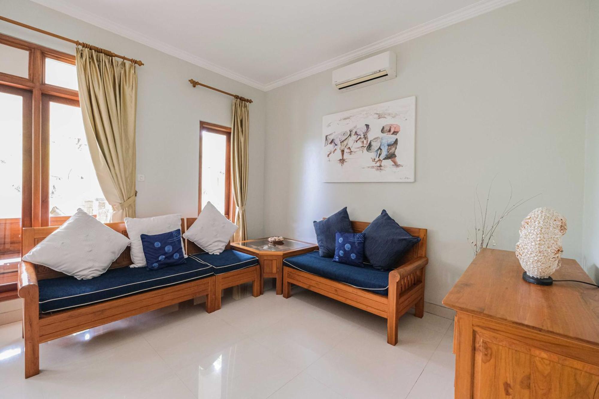Poinciana Resort Tejakula Extérieur photo
